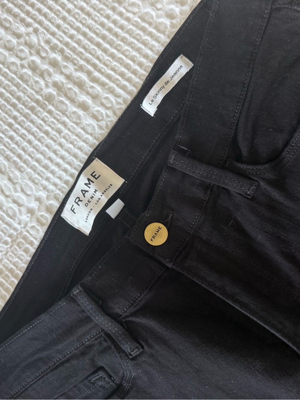 FRAME Le Skinny de Jeanne Noir Rips Black Jeans Size 29 Distressed